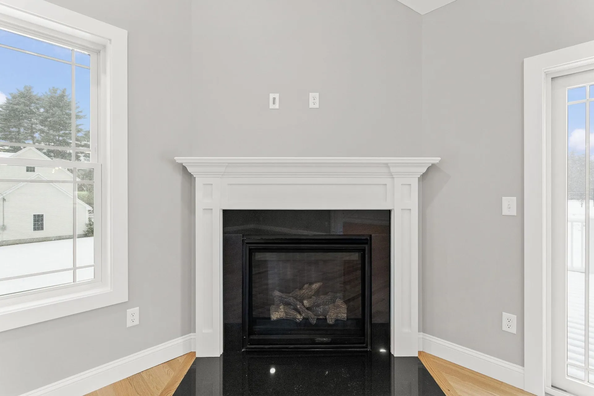 91 Raymond Road Auburn NH 03032