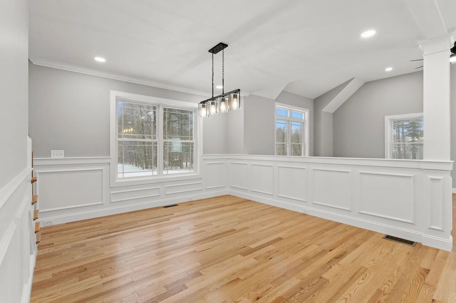 91 Raymond Road Auburn NH 03032