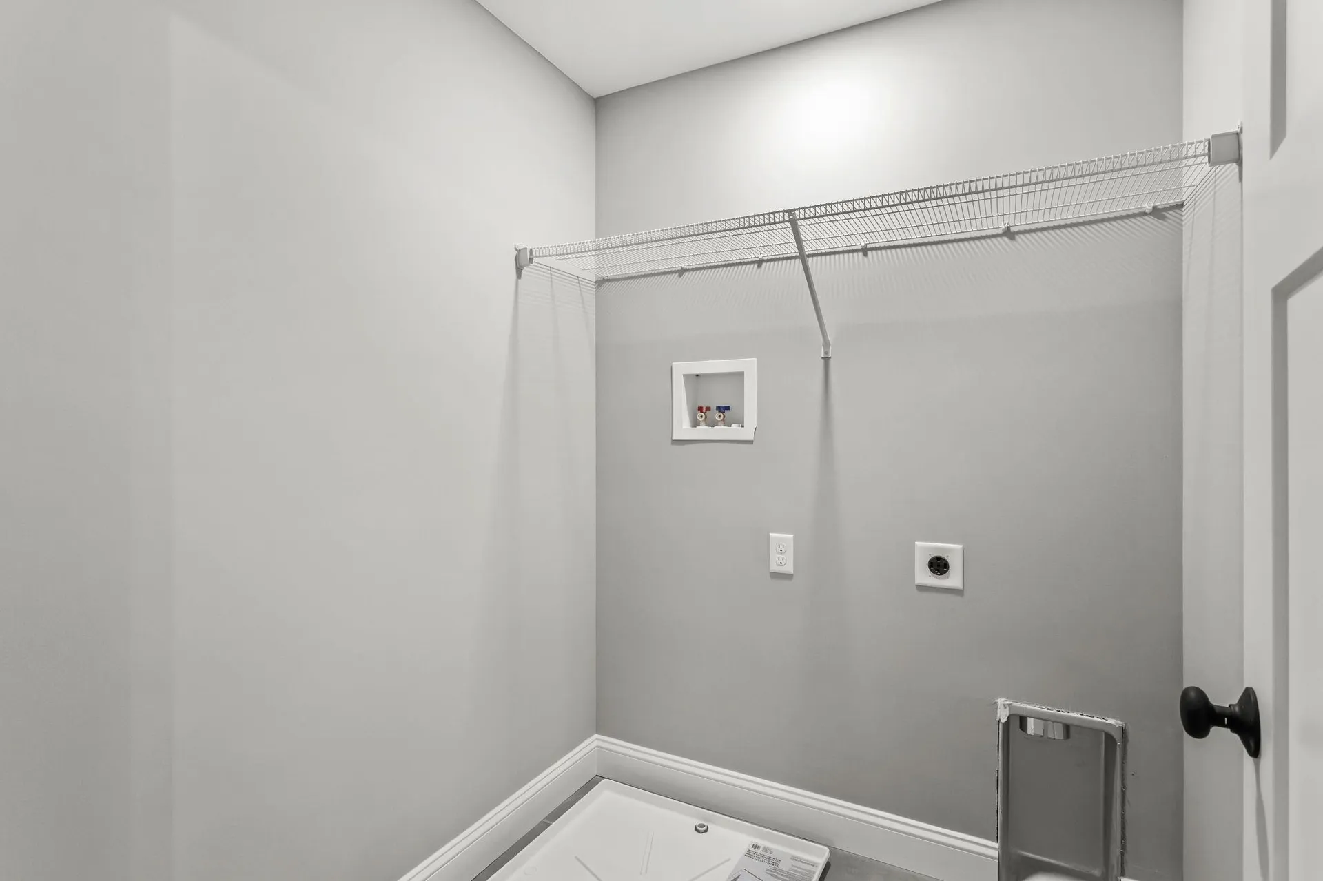 91 Raymond Road Auburn NH 03032