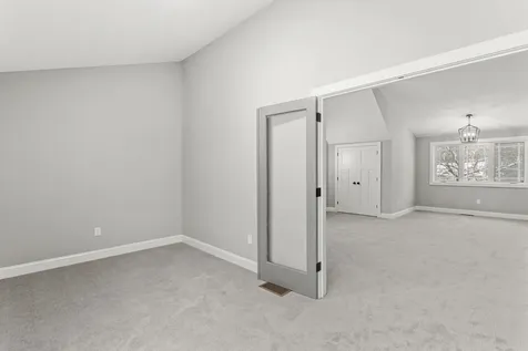 91 Raymond Road Auburn NH 03032