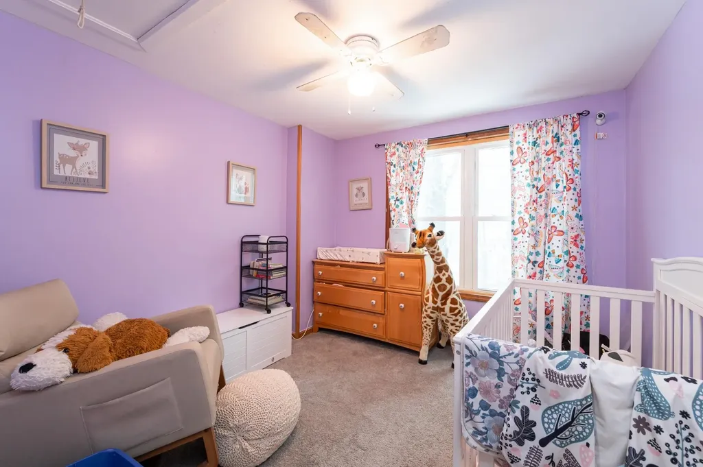 4 Sunset Drive Londonderry NH 03053