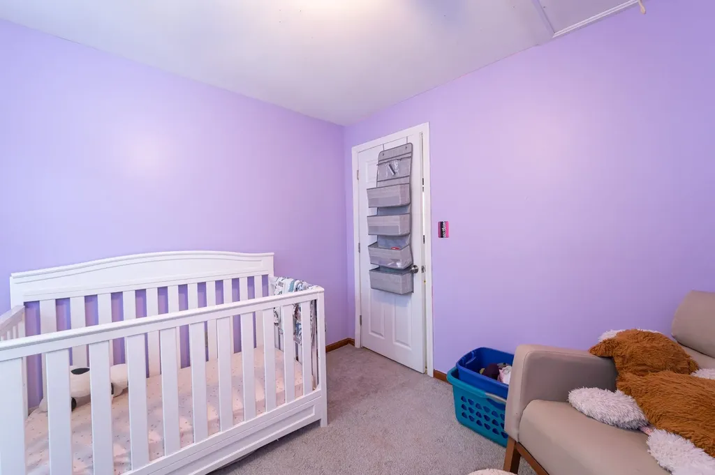 4 Sunset Drive Londonderry NH 03053