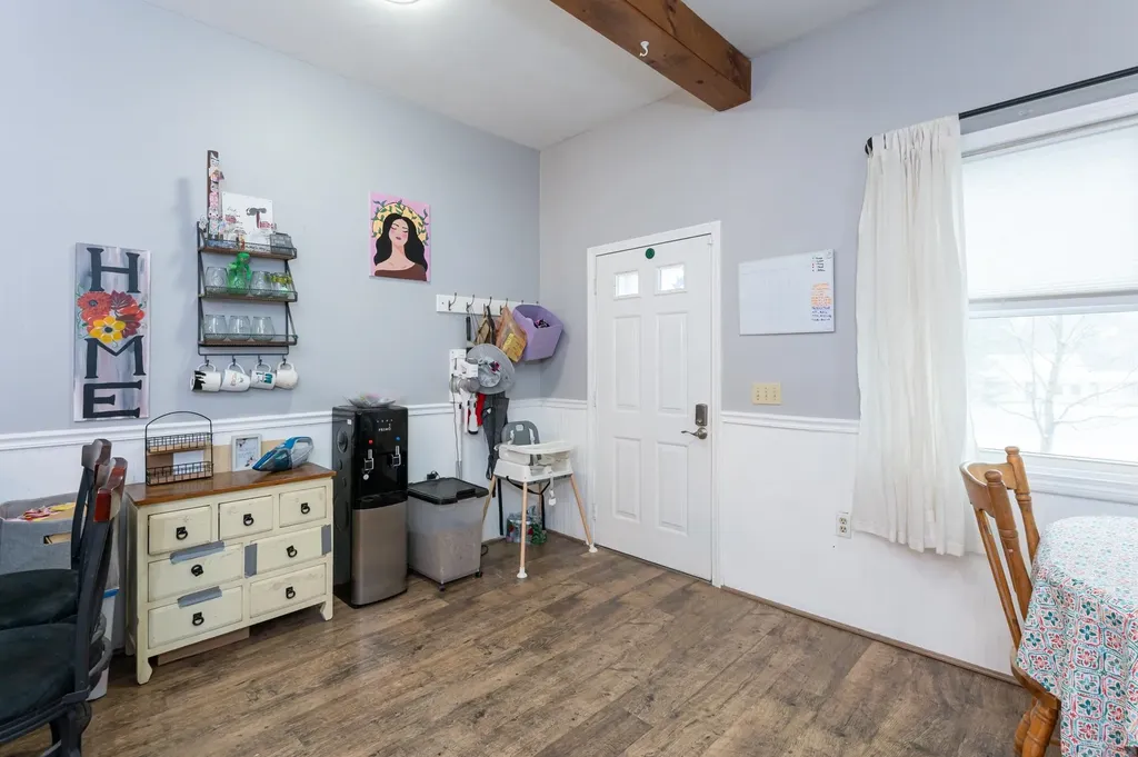 4 Sunset Drive Londonderry NH 03053