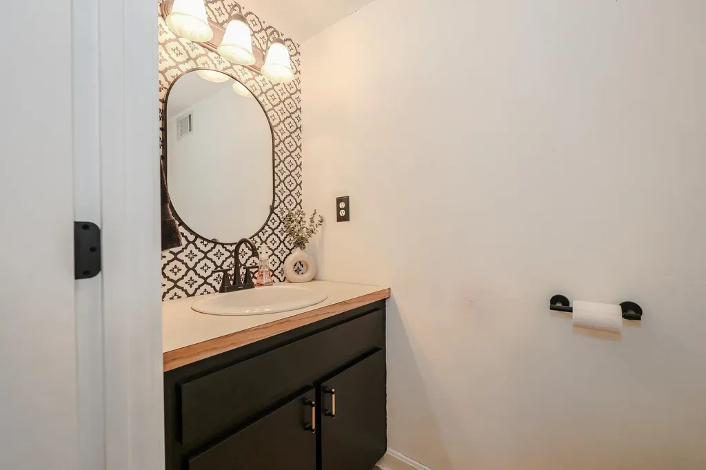 344 Elm Street Milford NH 03055