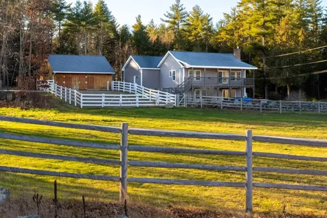 13 Tuckers Way Newmarket NH 03857