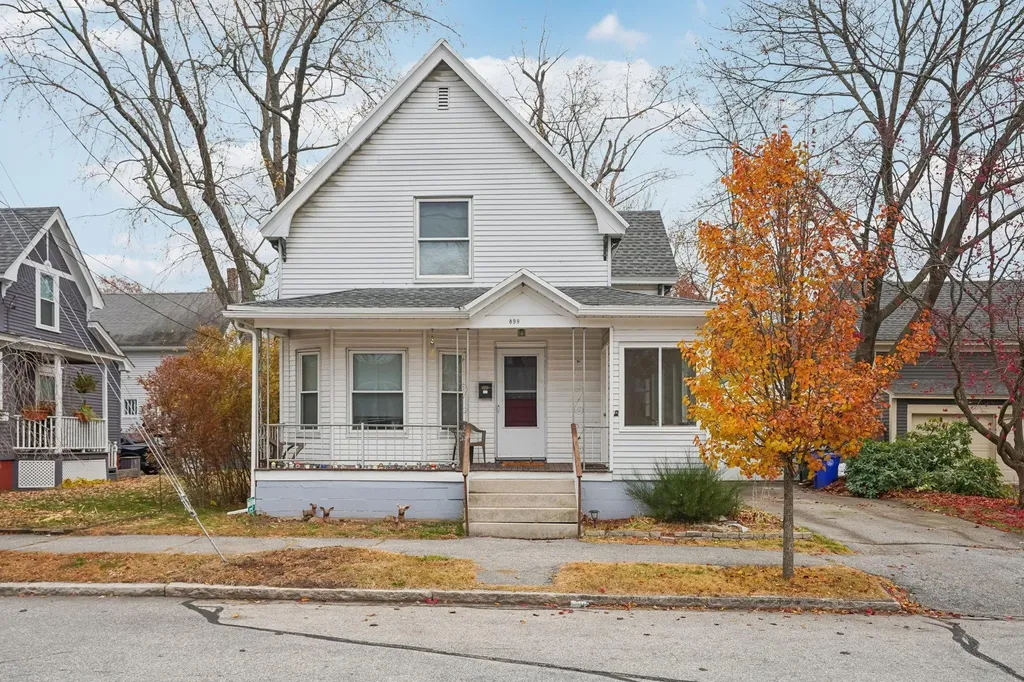 899 Hall Street Manchester NH 03104