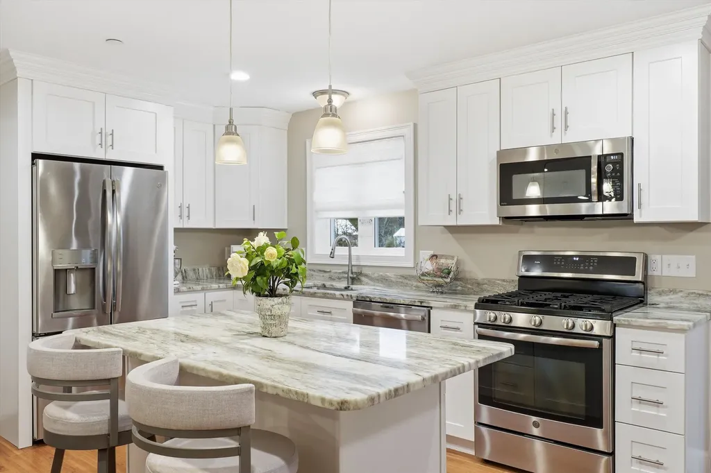 249 Villager Road Chester NH 03036