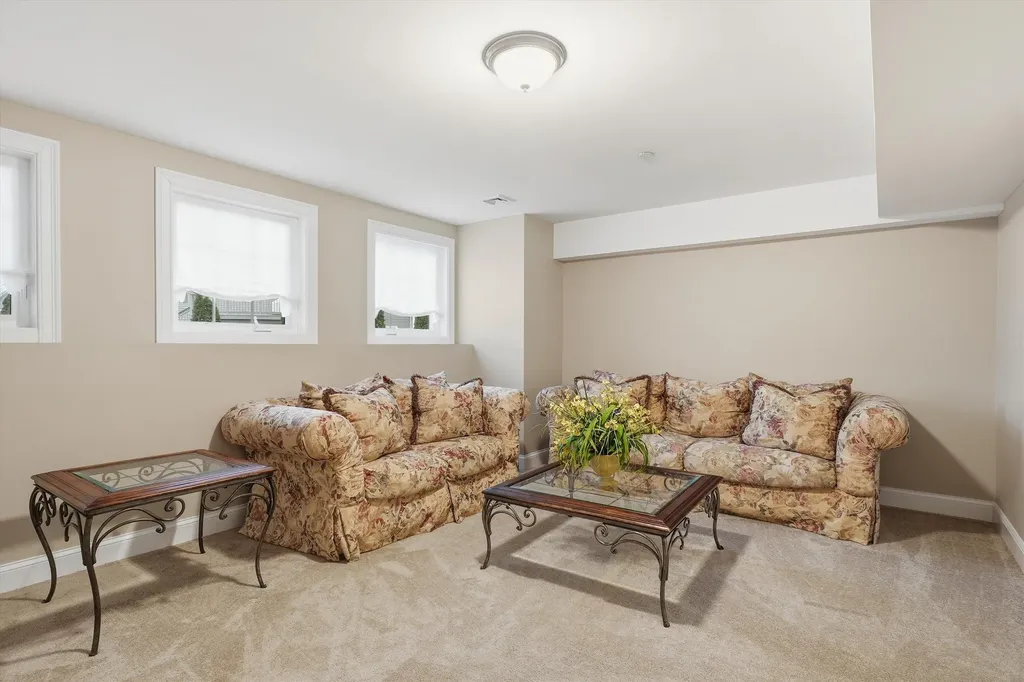 249 Villager Road Chester NH 03036