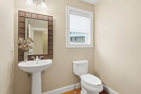 249 Villager Road Chester NH 03036