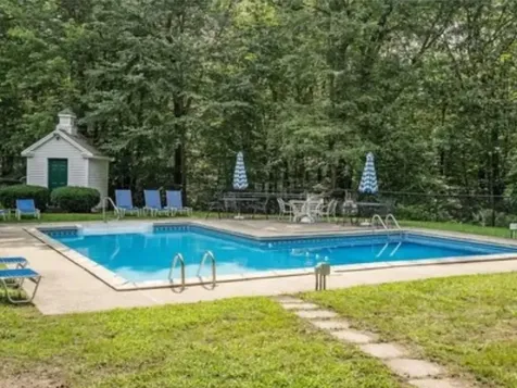 249 Villager Road Chester NH 03036