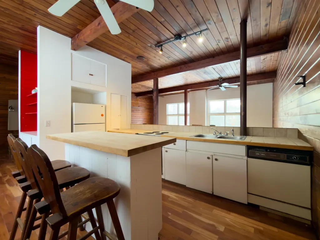 44 Lake Road Winhall VT 05340