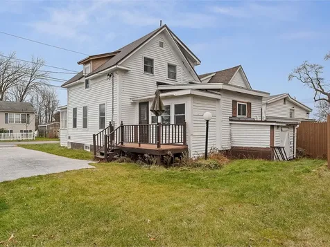 15 Walnut Street St. Albans City VT 05478