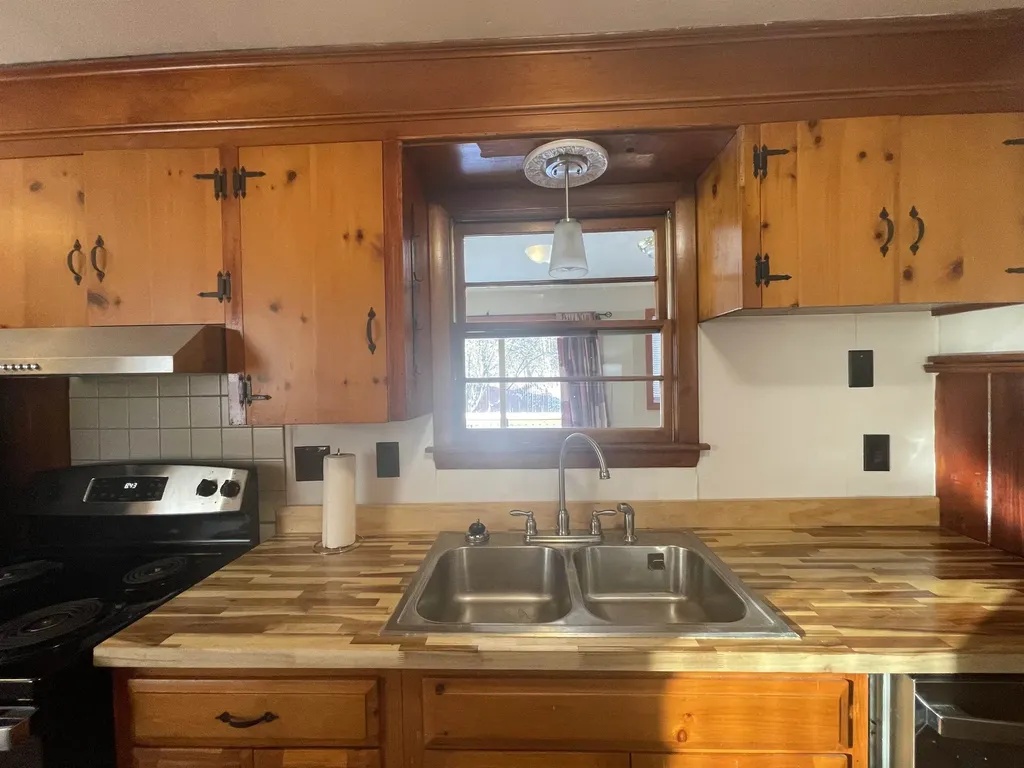 7 Central Avenue Portsmouth NH 03801