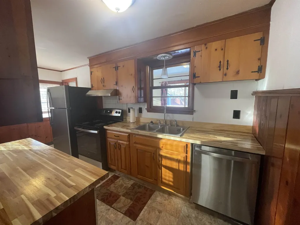 7 Central Avenue Portsmouth NH 03801