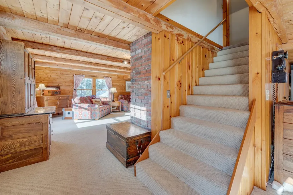 57 Sunny Lane Sunapee NH 03782