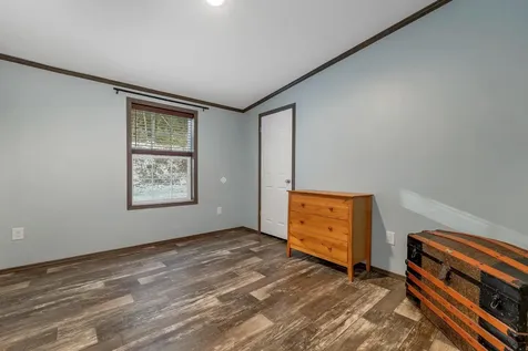 63 Mansfield Woods Way New Hampton NH 03256