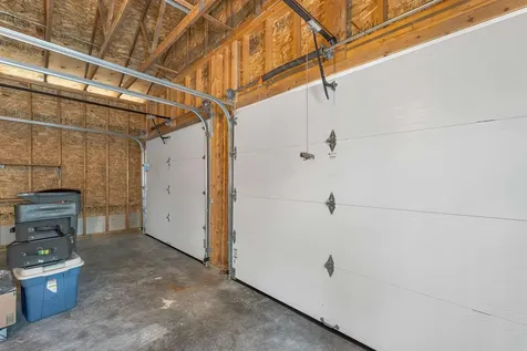 63 Mansfield Woods Way New Hampton NH 03256