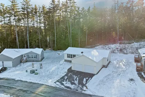 63 Mansfield Woods Way New Hampton NH 03256