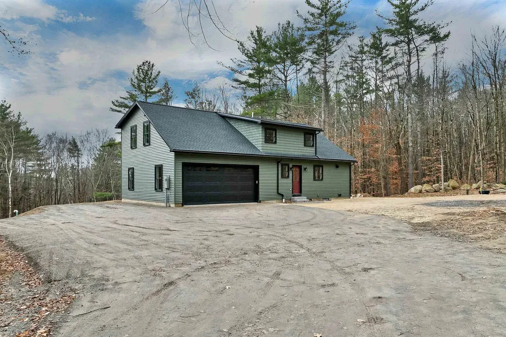 207 Pease Road Meredith NH 03253