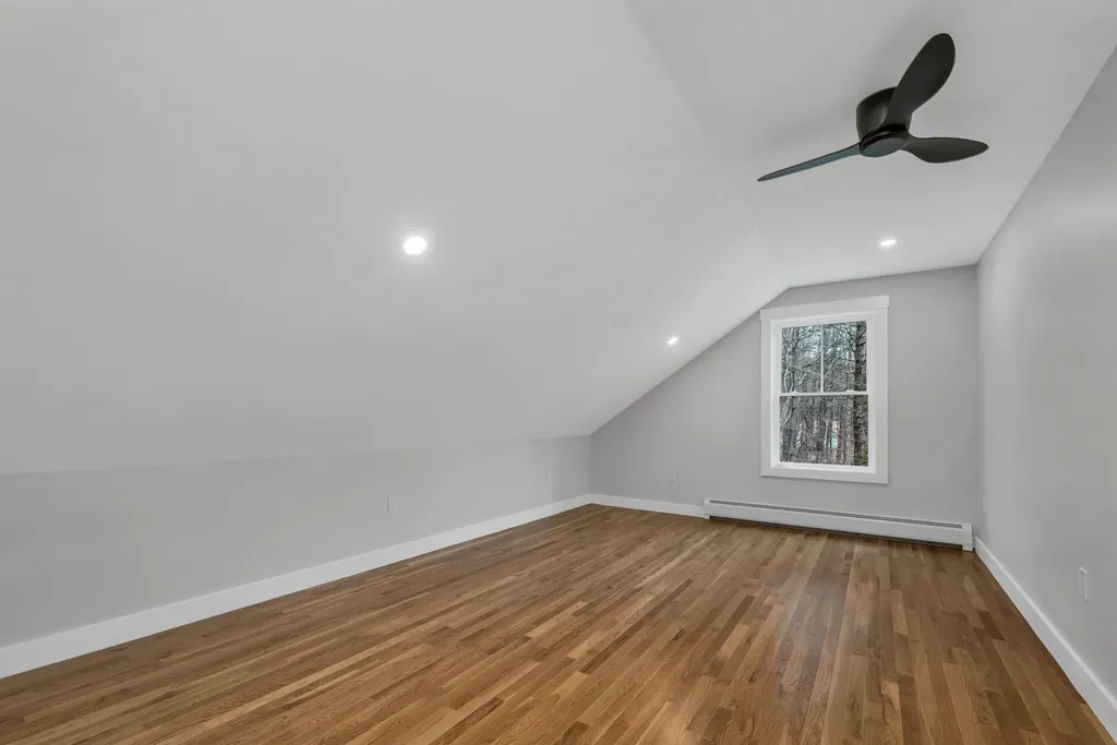 207 Pease Road Meredith NH 03253