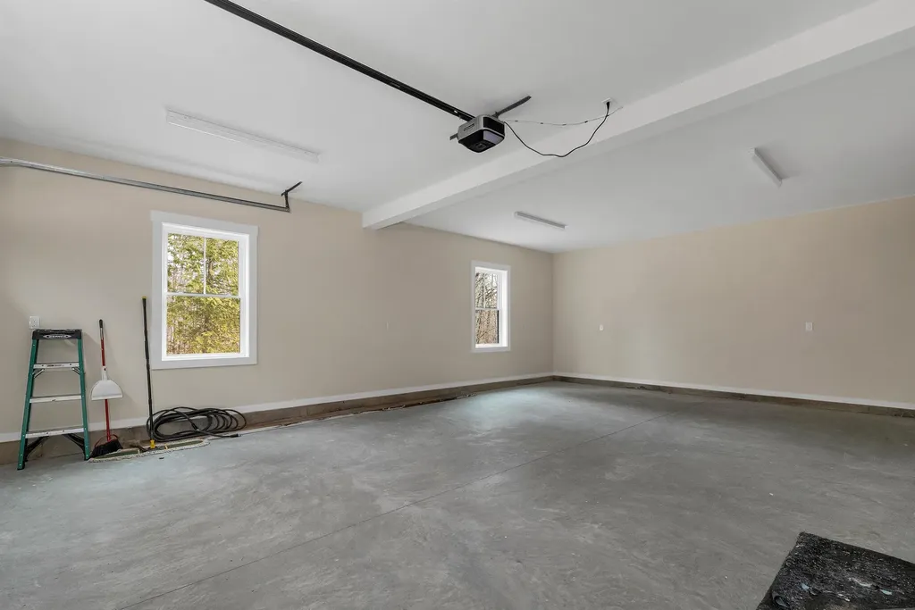 207 Pease Road Meredith NH 03253