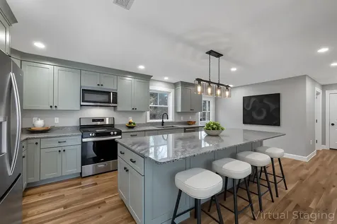 207 Pease Road Meredith NH 03253