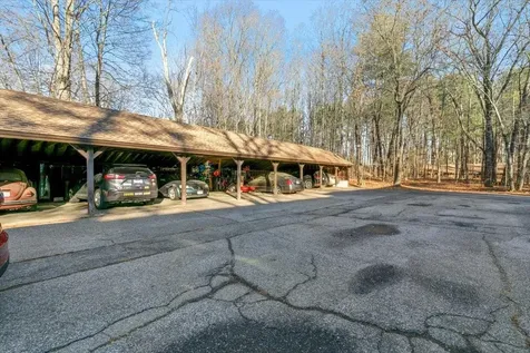 27 Midridge Circle Londonderry NH 03053