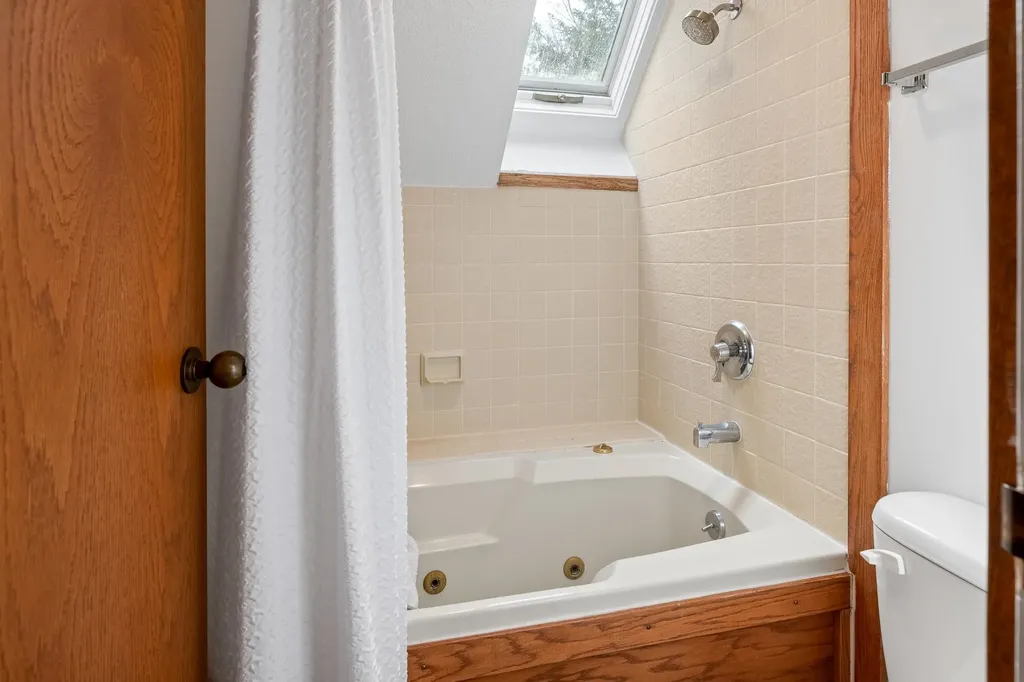 9 Pond View Road Winhall VT 05340