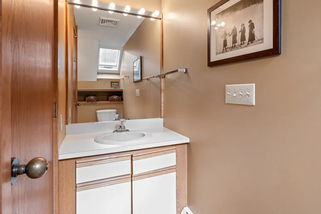 9 Pond View Road Winhall VT 05340