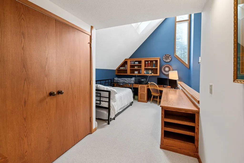 9 Pond View Road Winhall VT 05340