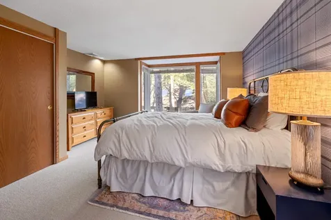 9 Pond View Road Winhall VT 05340