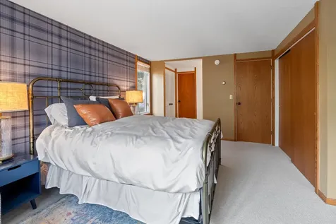 9 Pond View Road Winhall VT 05340