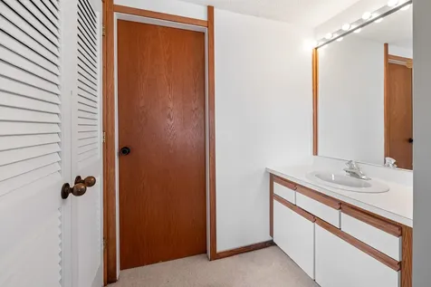 9 Pond View Road Winhall VT 05340