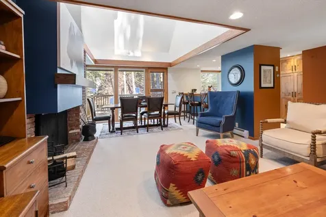 9 Pond View Road Winhall VT 05340