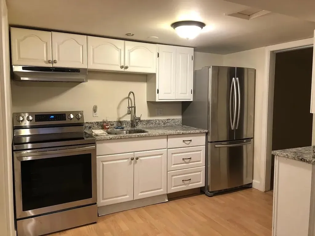 88 West Broadway Derry NH 03038