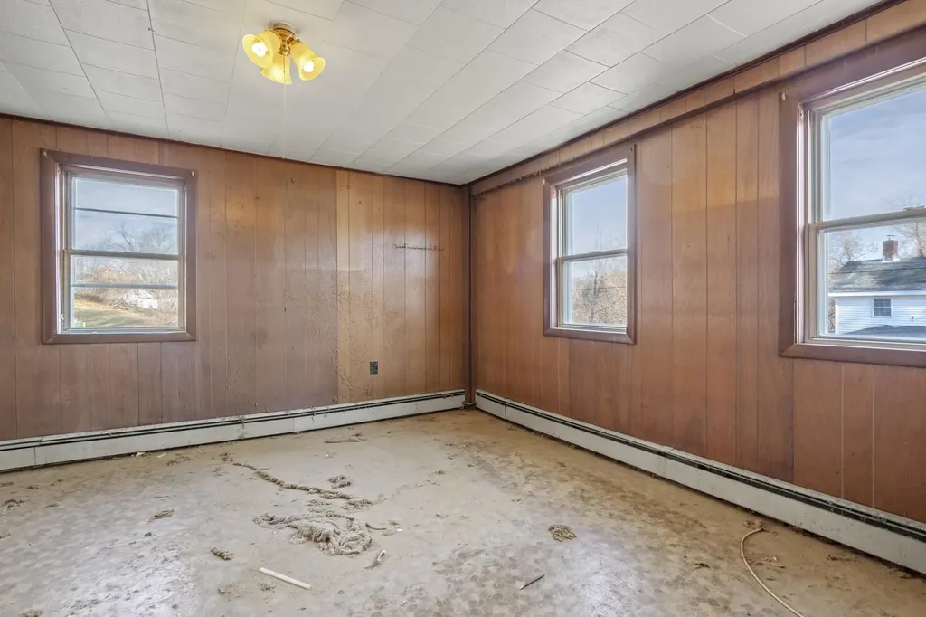 25 River Street Somersworth NH 03878