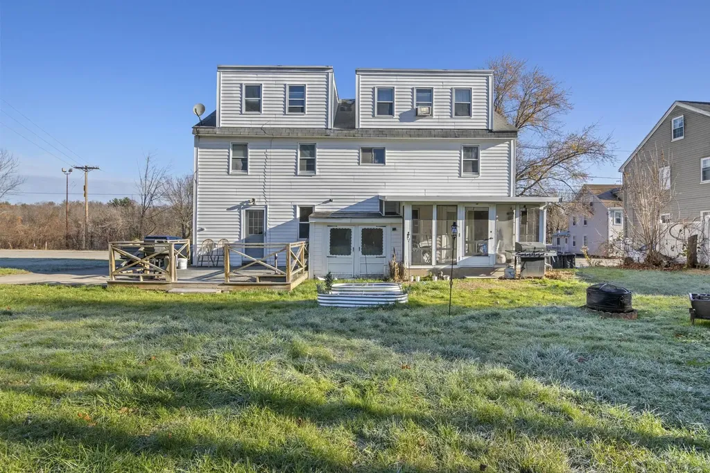 25 River Street Somersworth NH 03878