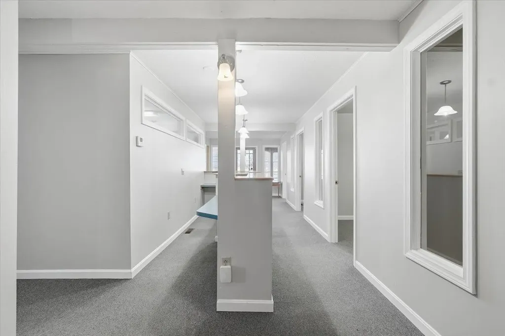 938-950 Shelburne Road South Burlington VT 05403