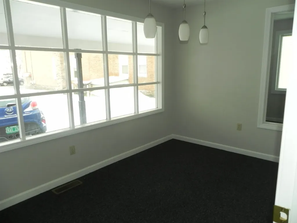 938-950 Shelburne Road South Burlington VT 05403