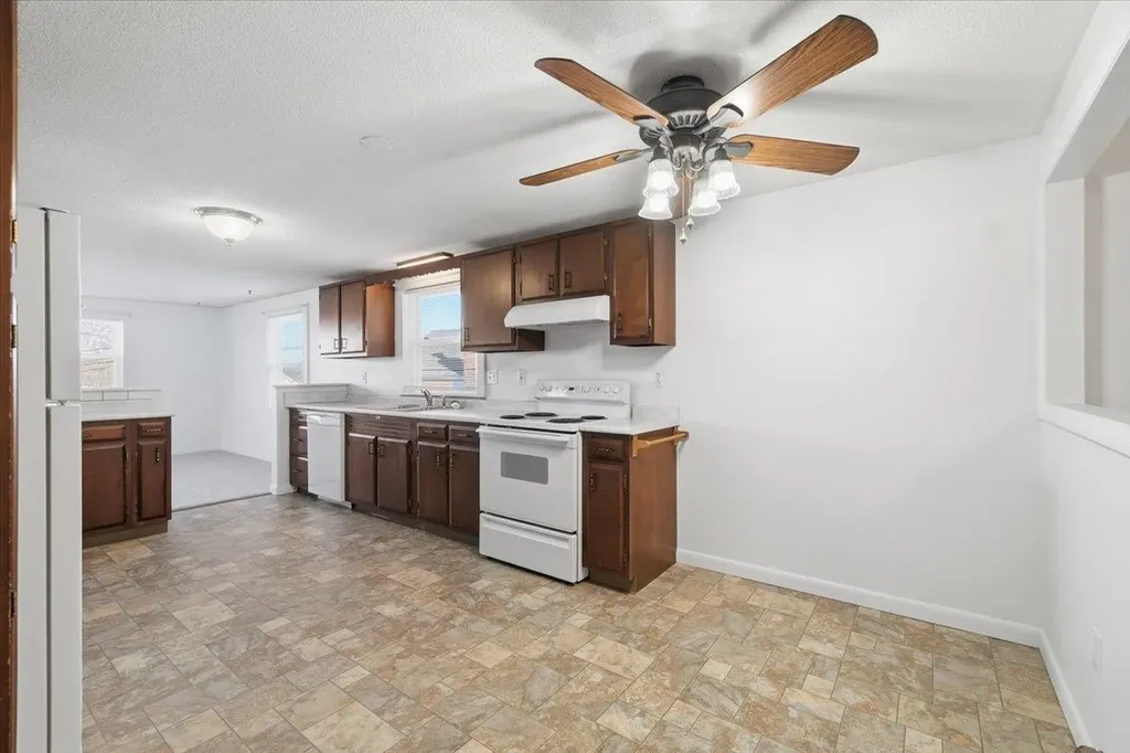 938-950 Shelburne Road South Burlington VT 05403