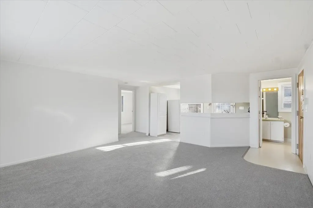 938-950 Shelburne Road South Burlington VT 05403