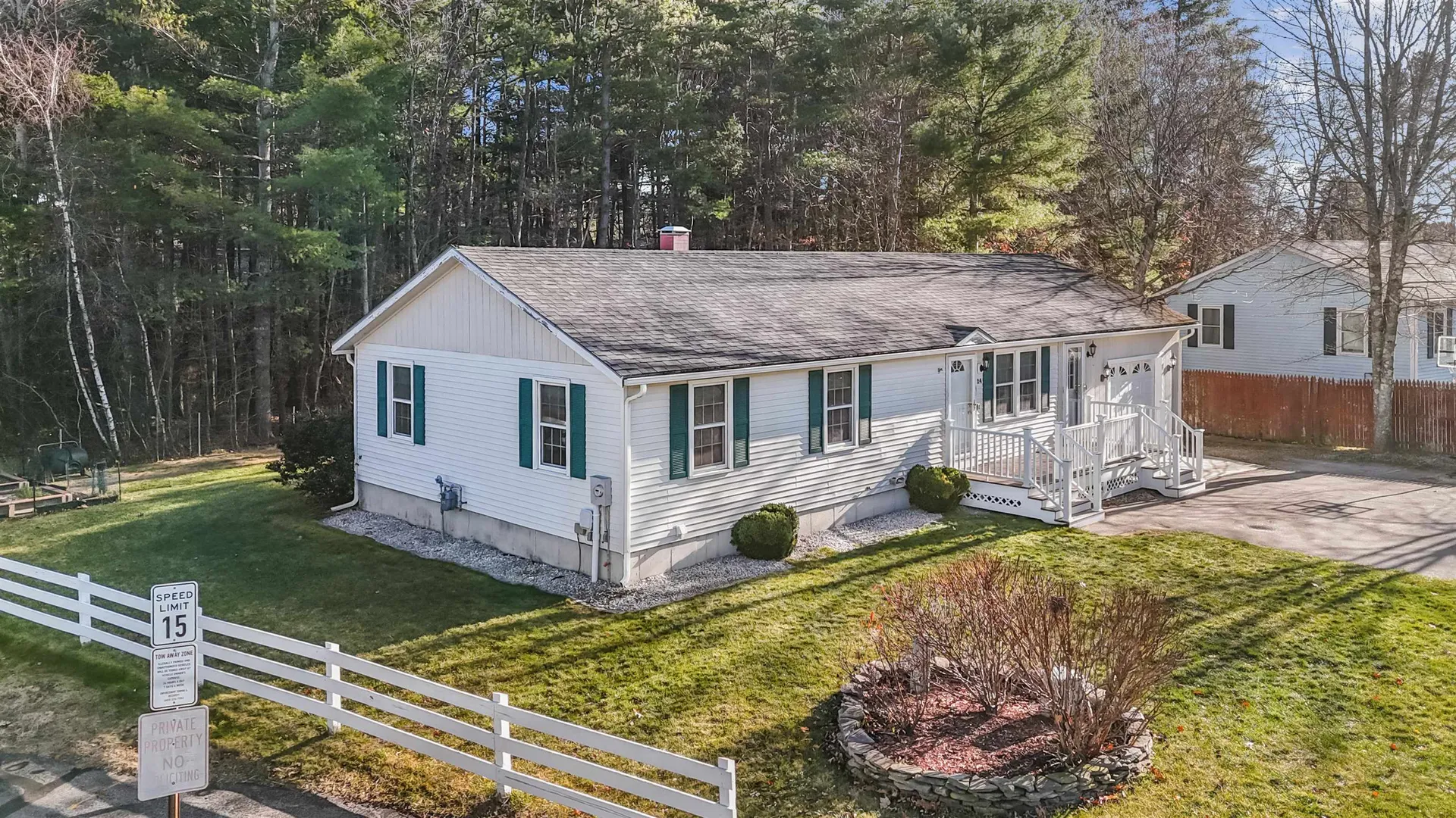 24 Cricket Lane Concord NH 03301