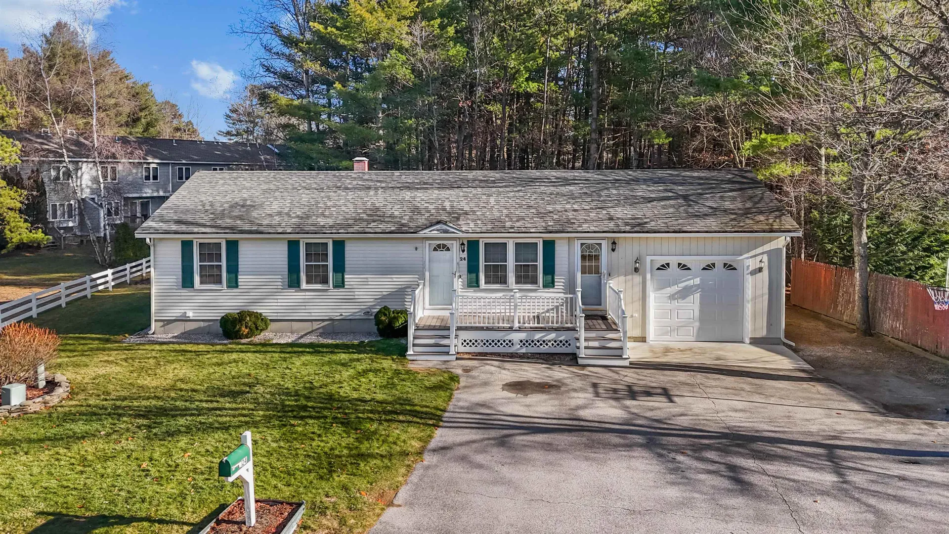 24 Cricket Lane Concord NH 03301