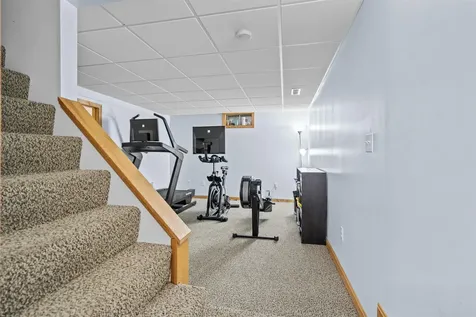 24 Cricket Lane Concord NH 03301