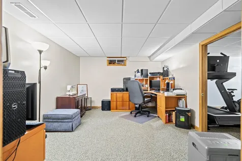 24 Cricket Lane Concord NH 03301