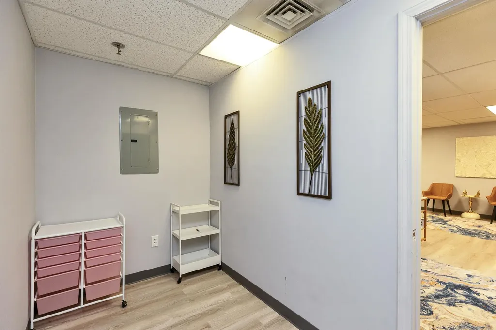 254 N Broadway Way Salem NH 03079