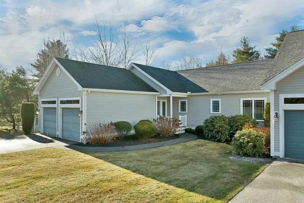 3 Evergreen Way Windham NH 03087