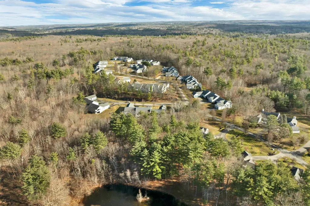 3 Evergreen Way Windham NH 03087