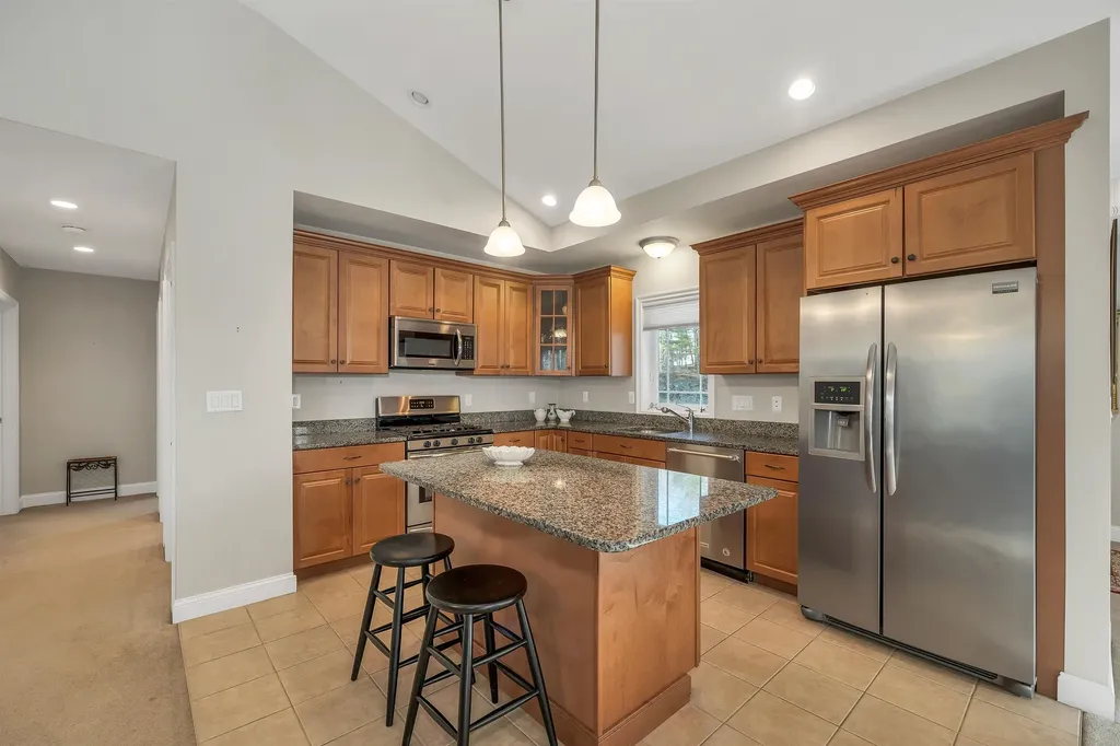 3 Evergreen Way Windham NH 03087