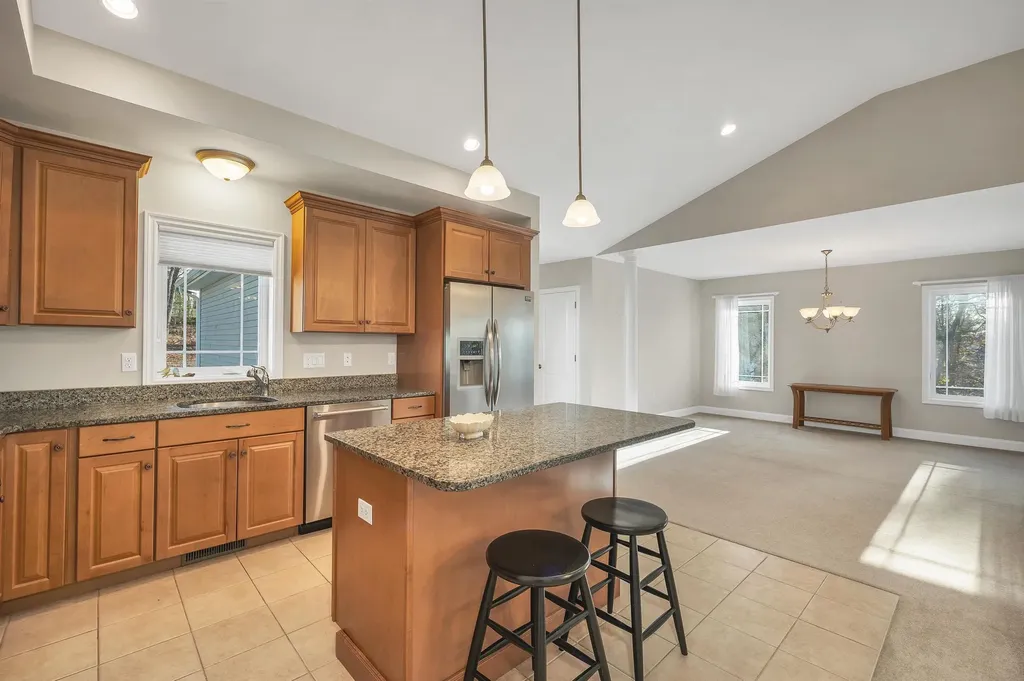 3 Evergreen Way Windham NH 03087